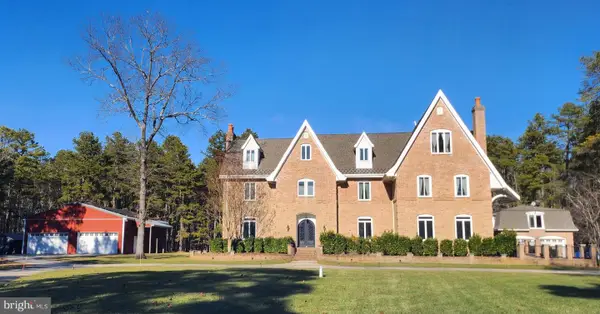 22 Grassy Lake Rd, SHAMONG, NJ 08088
