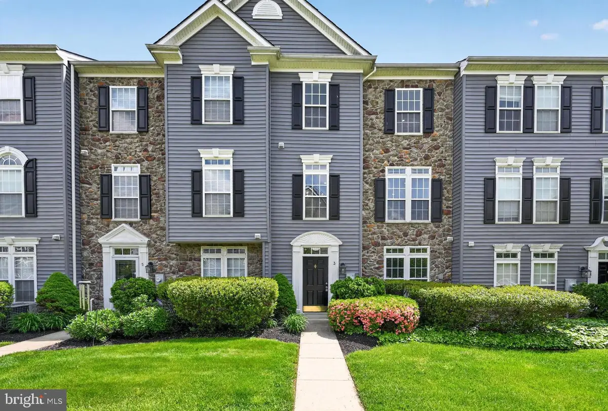 3 Swan Ct, Delran, NJ 08075 - #1