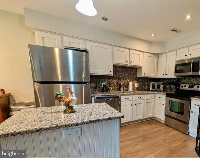 15 Provincetown Dr, Marlton, NJ 08053 - #3