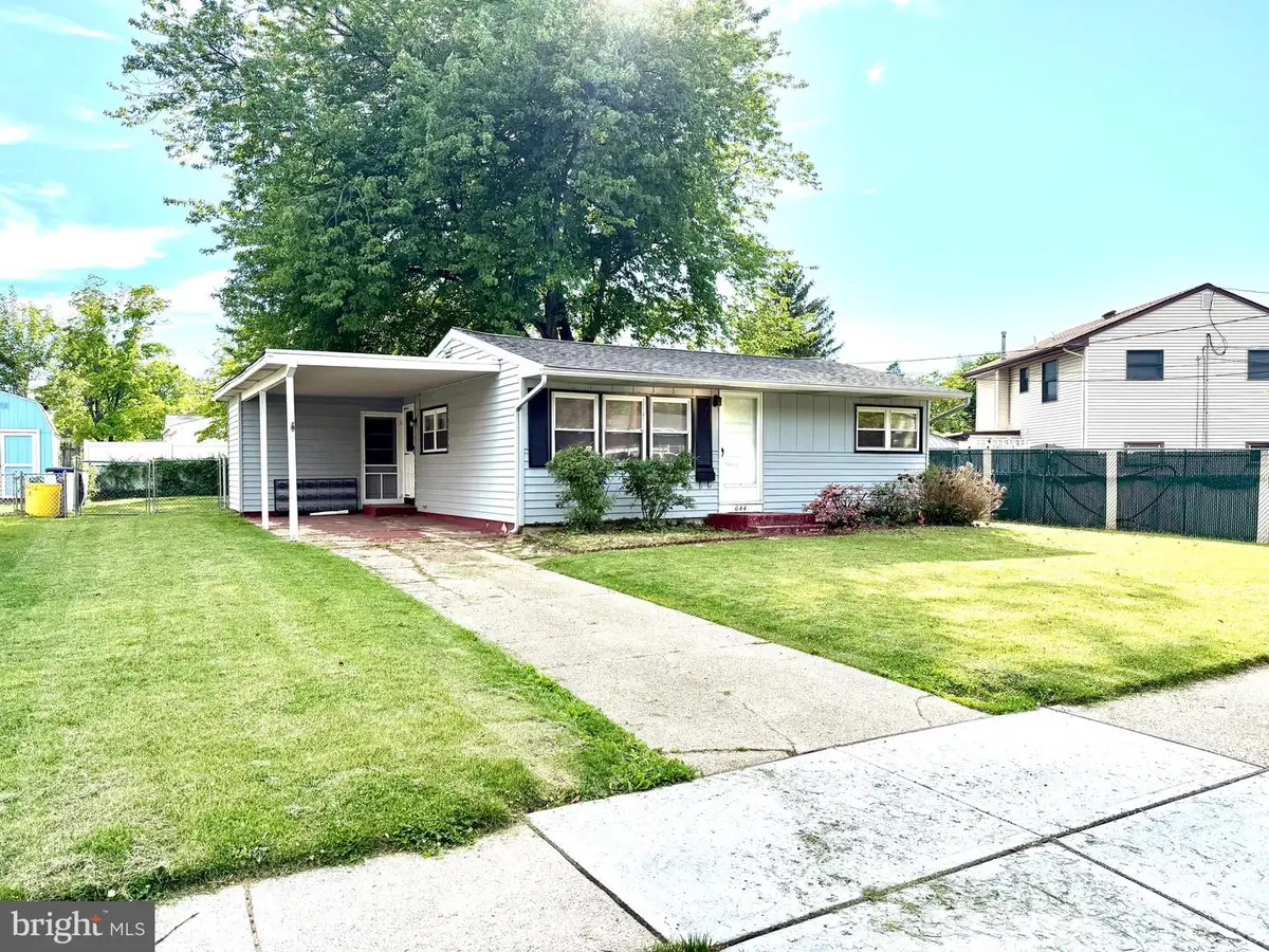 644 N Coles Ave, Maple Shade, NJ 08052 - #1