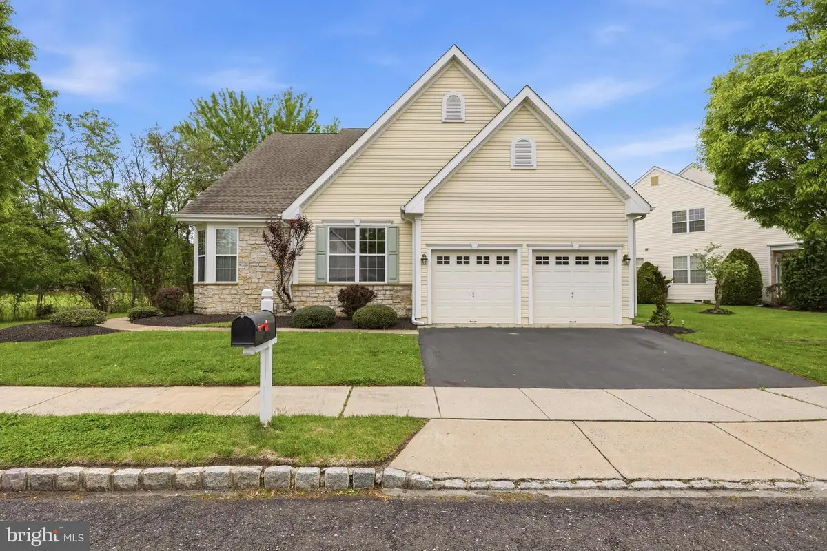 5 Hibiscus Dr, Marlton, NJ 08053 - #1