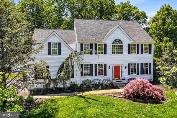 23 Huntington, BURLINGTON, NJ 08016