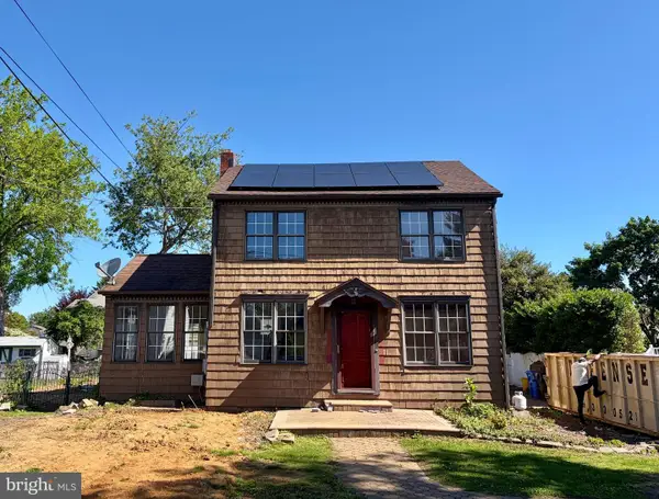 5 Laurel Ave, BORDENTOWN, NJ 08505