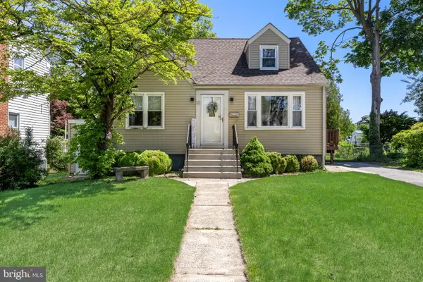 13 Stiles Ave, MAPLE SHADE, NJ 08052
