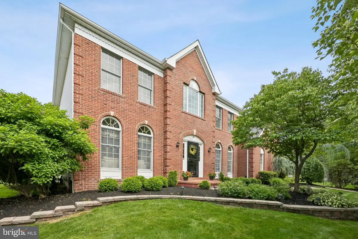18 Apple Orchard Rd, Moorestown, NJ 08057 - #1