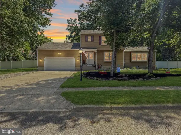 48 Tall Timber Ln, BURLINGTON, NJ 08016