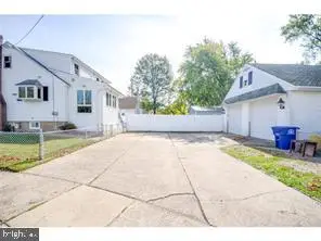 328 N Coles Ave, Maple Shade, NJ 08052 - #2