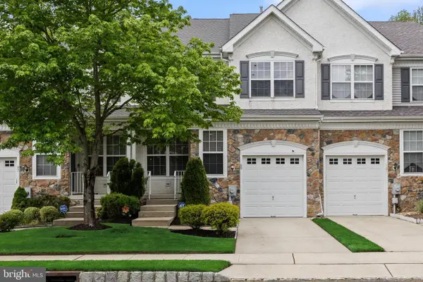 99 Weaver Dr, MARLTON, NJ 08053
