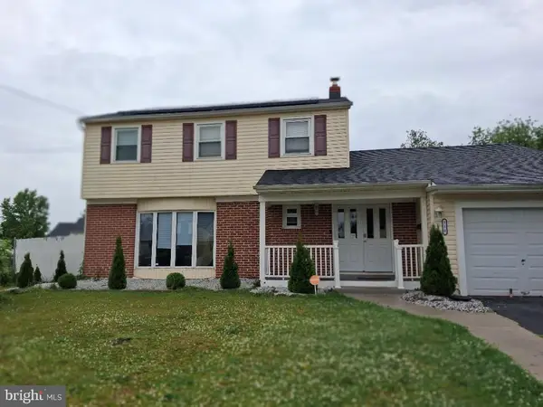119 Colonial Rd, BEVERLY, NJ 08010