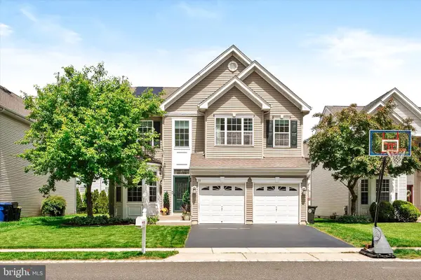 25 Tantum Ct, BORDENTOWN, NJ 08505