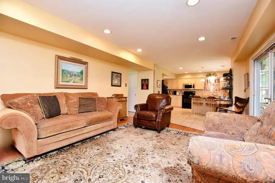 26 Wendover Dr, Mount Laurel, NJ 08054 - #3
