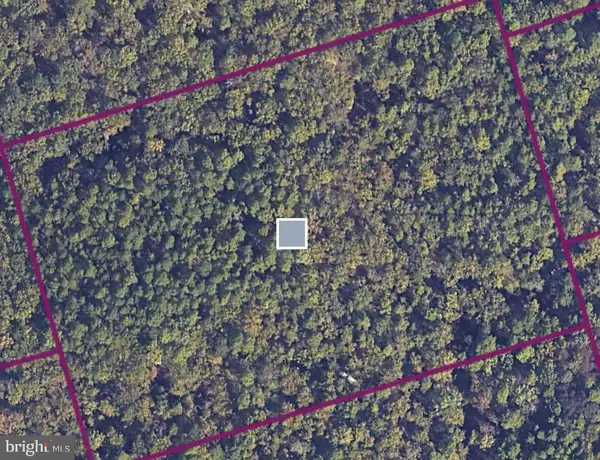 300 Navy Ln, MARLTON, NJ 08053