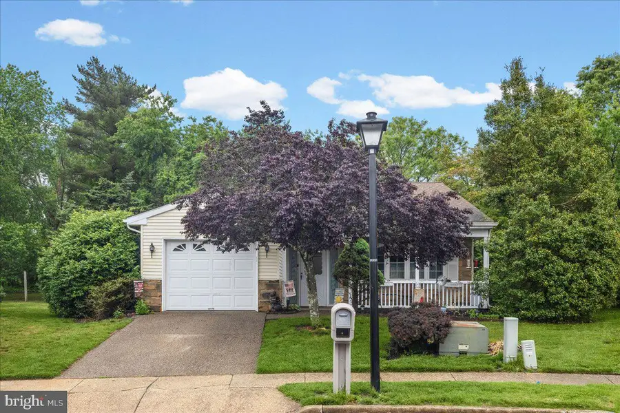 7 Cambridge Ct, Leisuretowne, NJ 08088 - #2