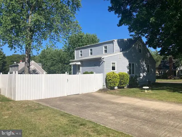 901 Quinton St, Roebling, NJ 08554 - #2