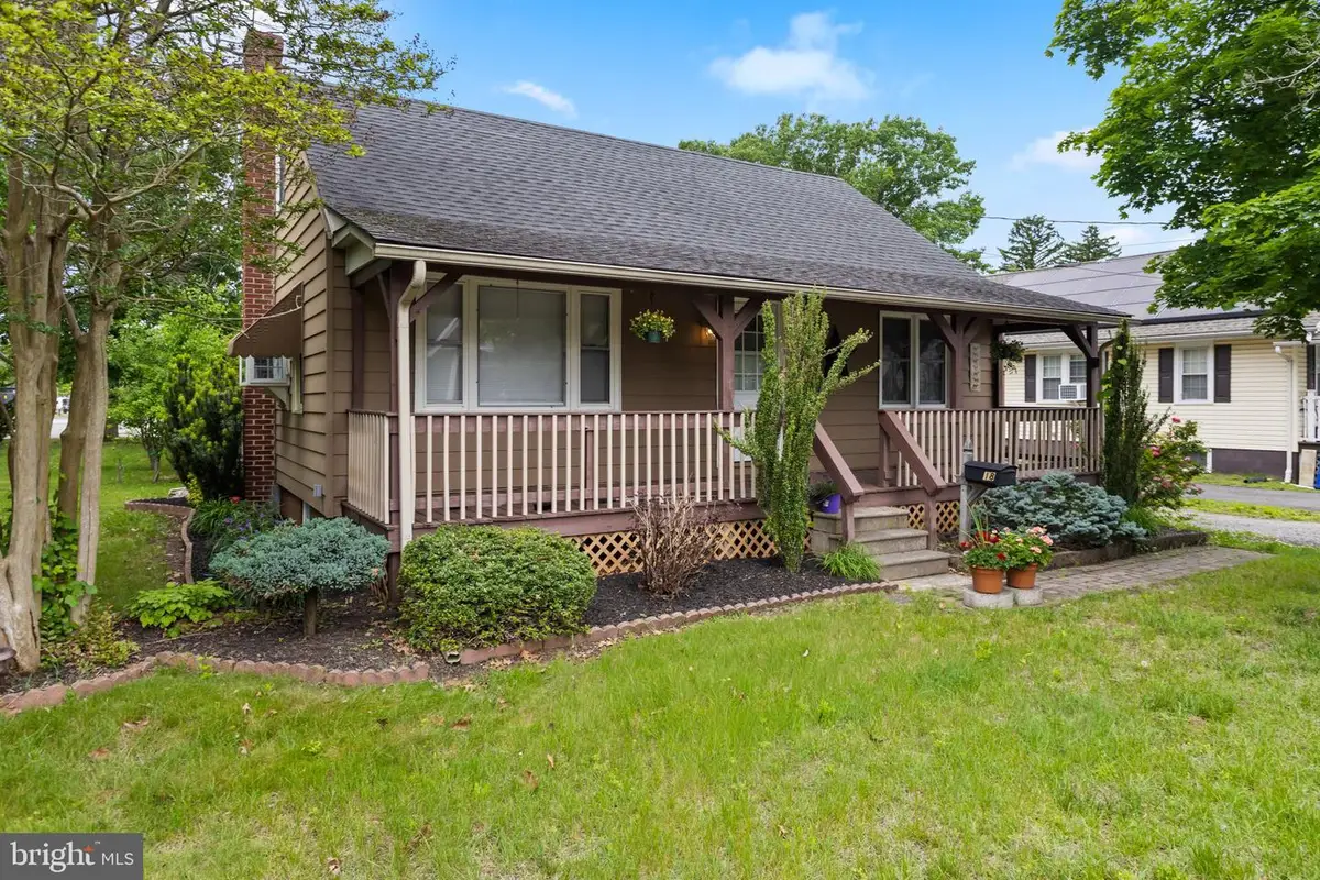 18 Middlesex Ave, Hainesport, NJ 08036 - #1