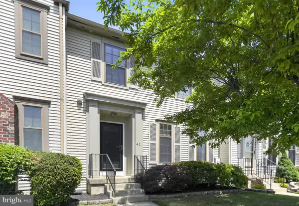 41 Burgundy Dr, MARLTON, NJ 08053