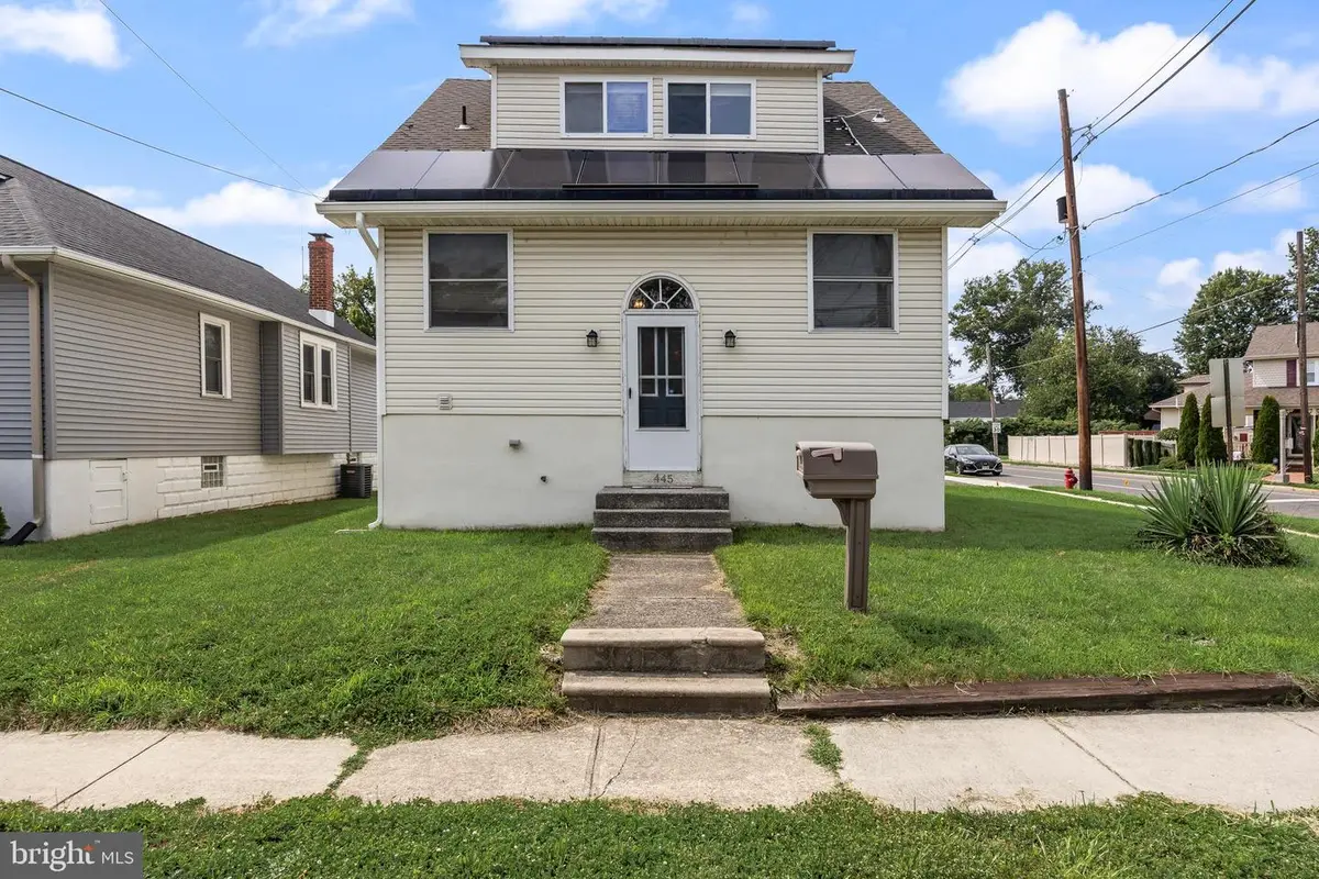 445 E Mill Rd, Maple Shade, NJ 08052 - #1