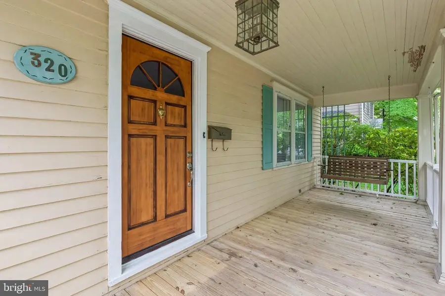 320 W 3rd St, Moorestown, NJ 08057 - #2