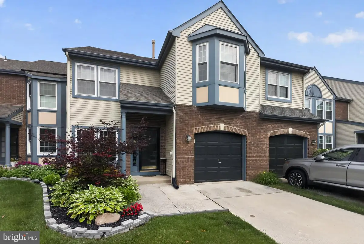 6 Hilltop Ln, Medford, NJ 08055 - #1