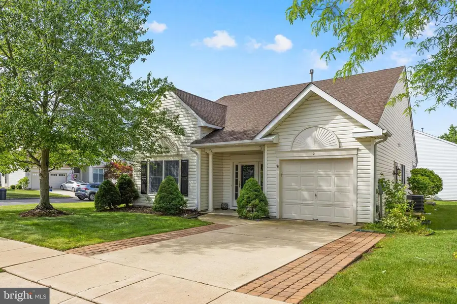 2 Briarwood Ct, Columbus, NJ 08022 - #2