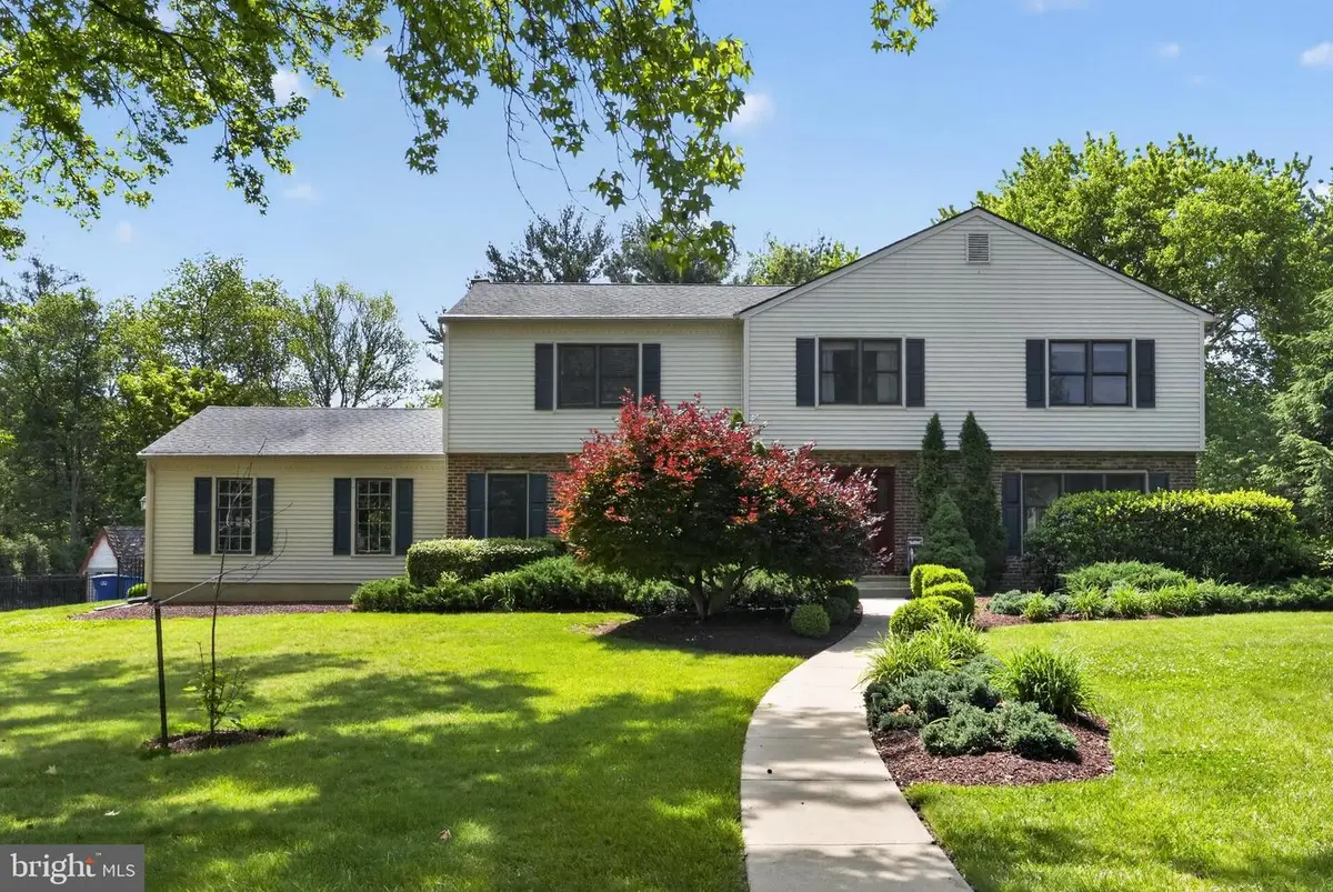 248 Carriage Hill Dr, Moorestown, NJ 08057 - #1