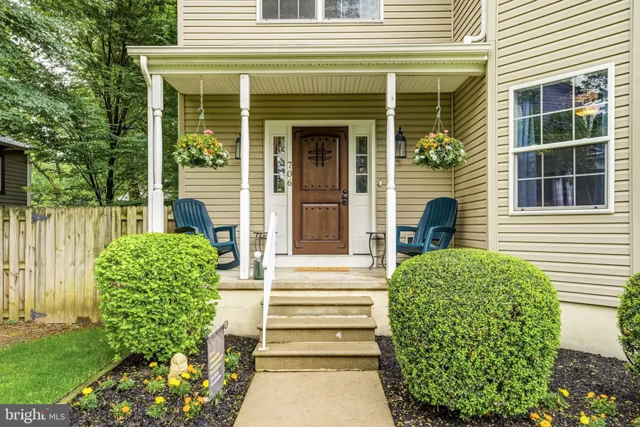 706 Main St, Riverton, NJ 08077 - #3