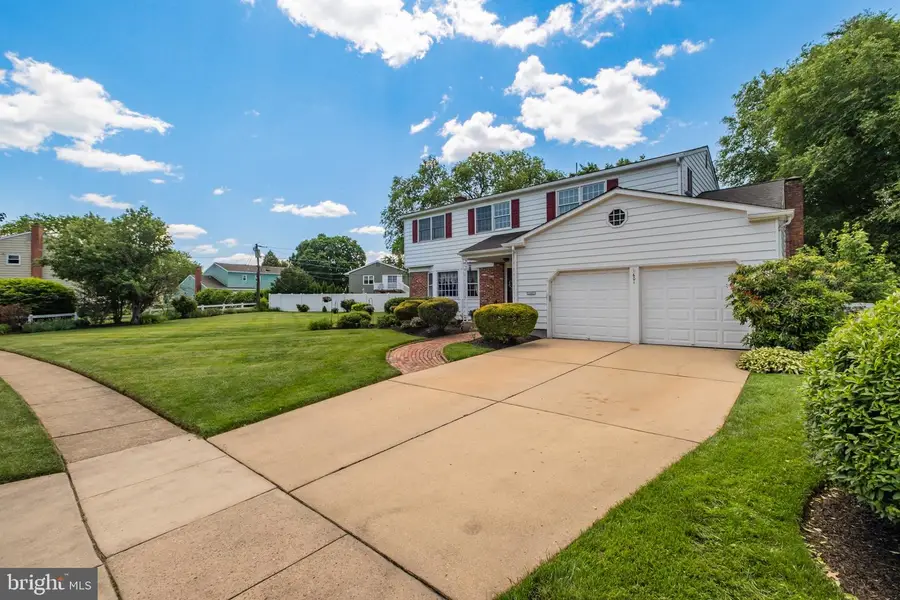 601 Norwood Rd, Mount Laurel, NJ 08054 - #2