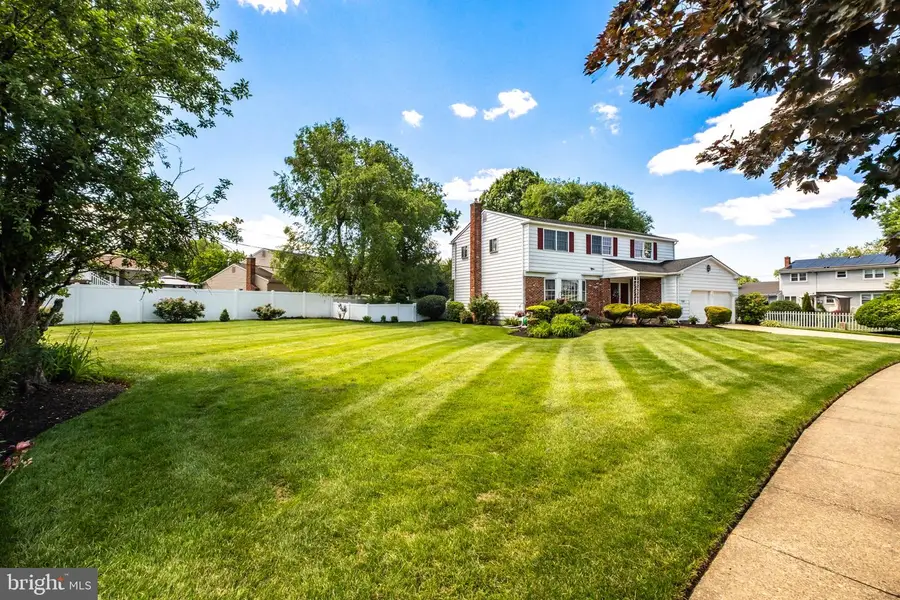 601 Norwood Rd, Mount Laurel, NJ 08054 - #3