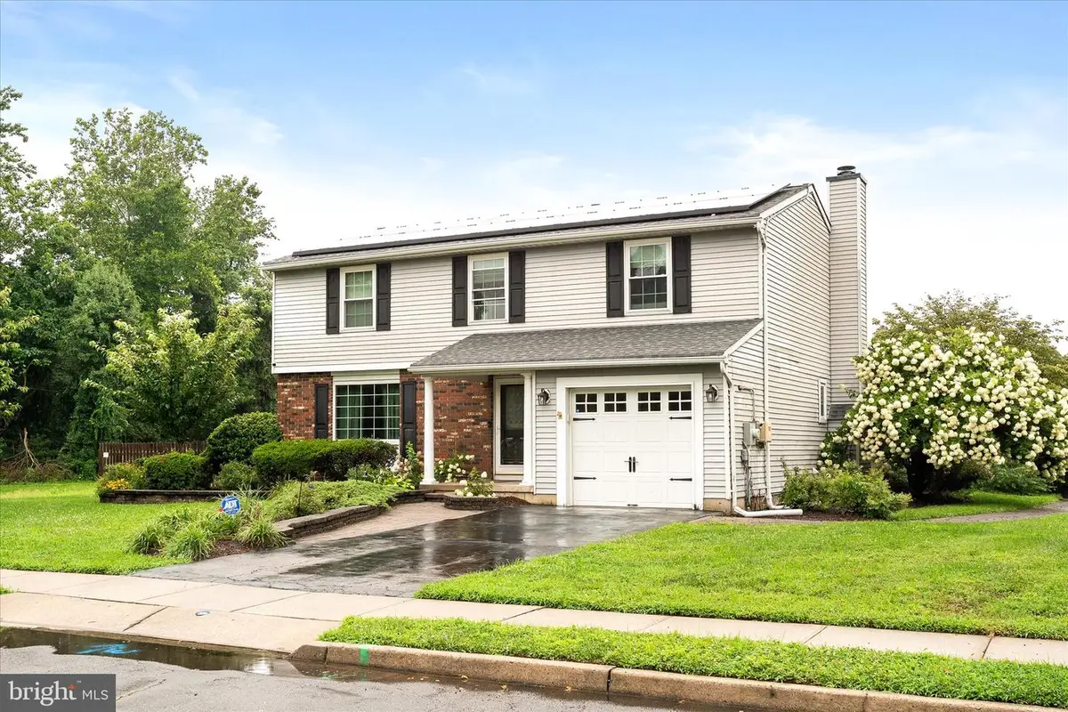 16 Ross Rd, Burlington, NJ 08016 - #1