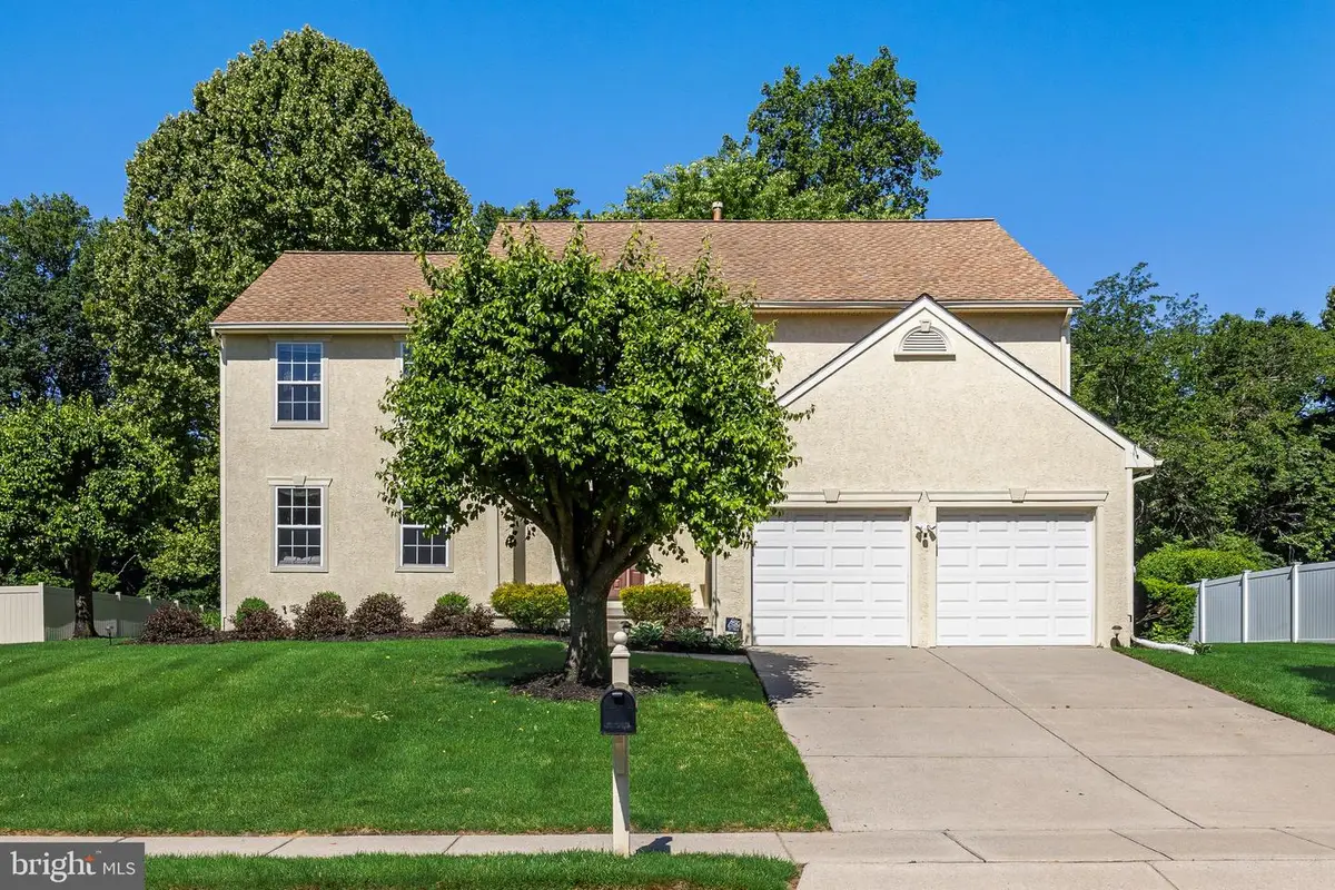 17 Adams Dr, Burlington, NJ 08016 - #1