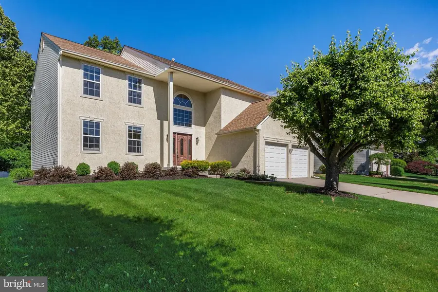 17 Adams Dr, Burlington, NJ 08016 - #2