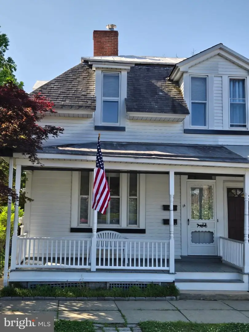 14 Union St, Mount Holly, NJ 08060 - #1