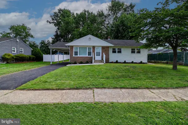402 Pennington Dr #200, WESTAMPTON, NJ 08060