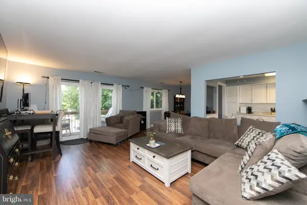 115 E Kings Hwy ##310, MAPLE SHADE, NJ 08052