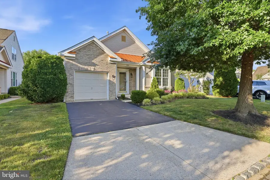 137 Paisley Pl, Hainesport, NJ 08036 - #2