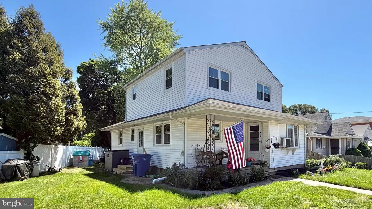 130 Kinsman Rd, Florence, NJ 08518 - #1
