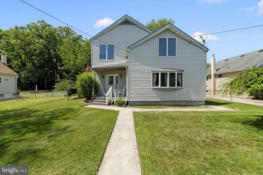 1073 Wallace Ave, Roebling, NJ 08554 - #2