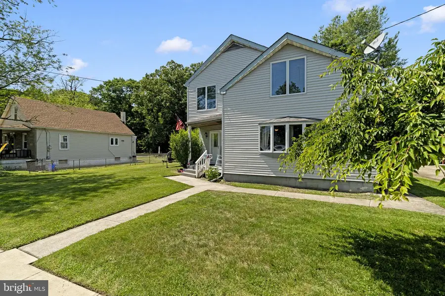 1073 Wallace Ave, Roebling, NJ 08554 - #3