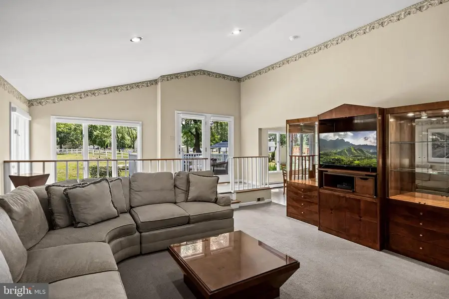 625 Delanco Rd, Edgewater Park, NJ 08010 - #3