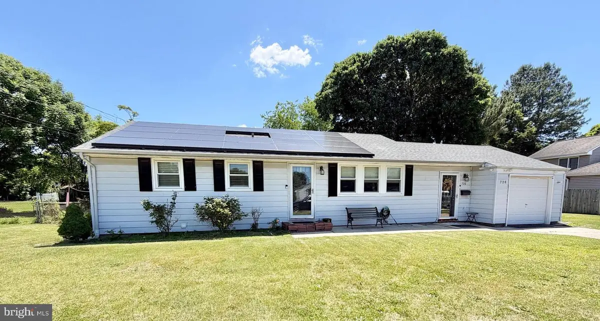 728 Walnut St, Florence, NJ 08518 - #1