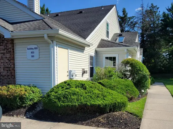 801 Ginger Ct, MOUNT LAUREL, NJ 08054
