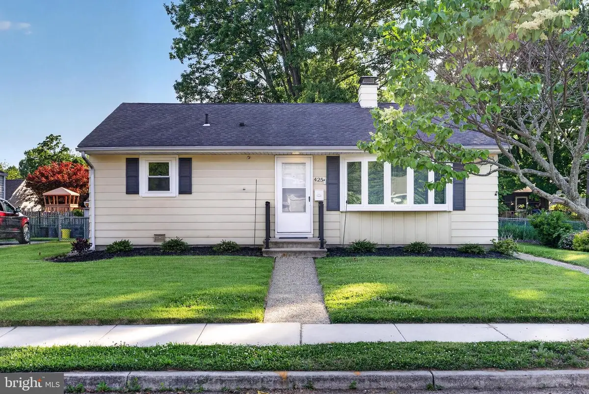 425 West Ave, Delanco, NJ 08075 - #1