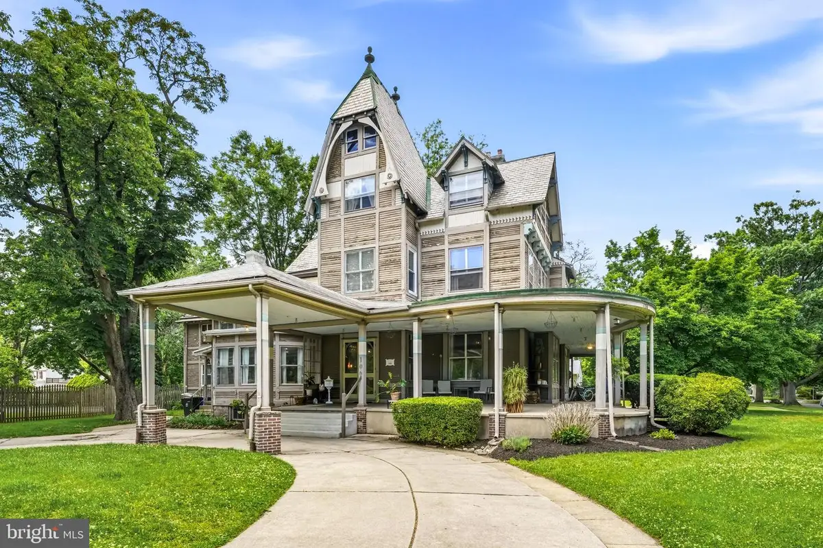 106 Lippincott Ave, Riverton, NJ 08077 - #1