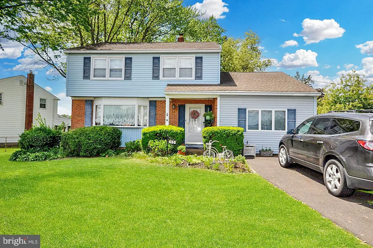 400 S Arthur Dr, Edgewater Park, NJ 08010 - #1