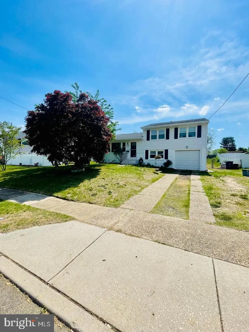 218 Hendrickson Ave, Edgewater Park, NJ 08010 - #1