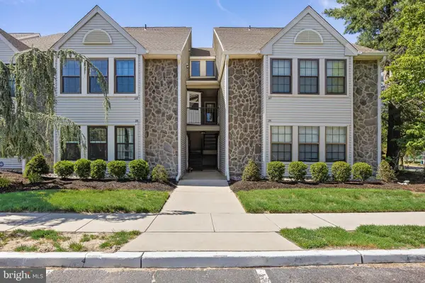26 Provincetown Dr, MARLTON, NJ 08053