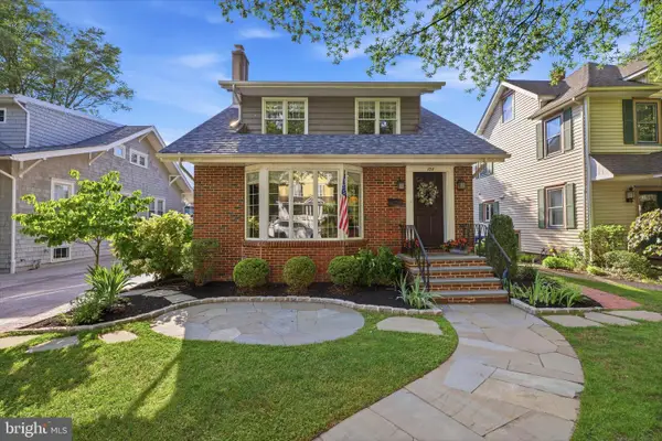 104 7th St, RIVERTON, NJ 08077