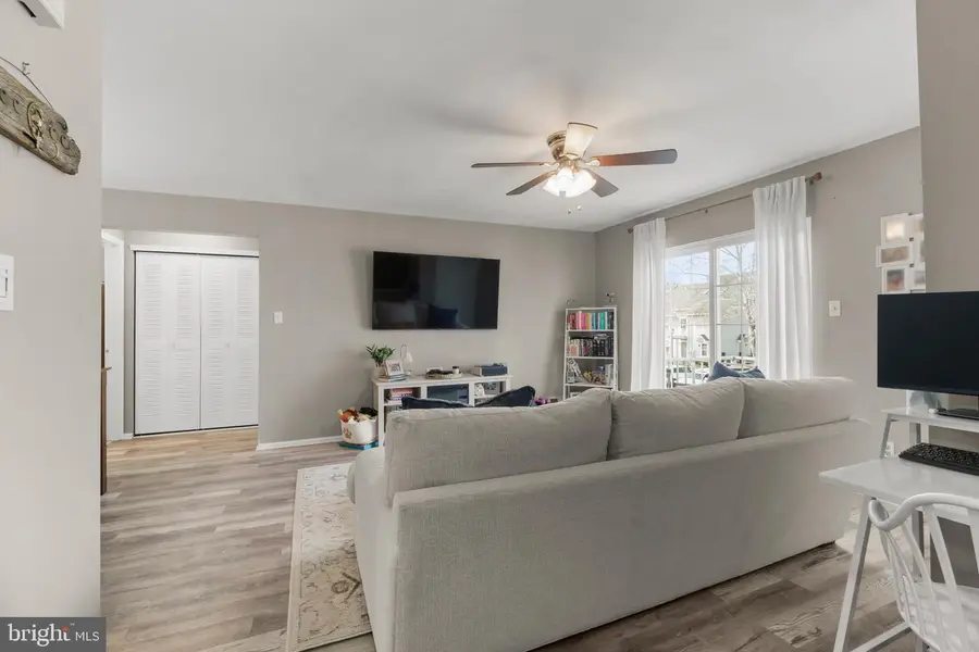 1302-b Sedgefield Dr, Mount Laurel, NJ 08054 - #3