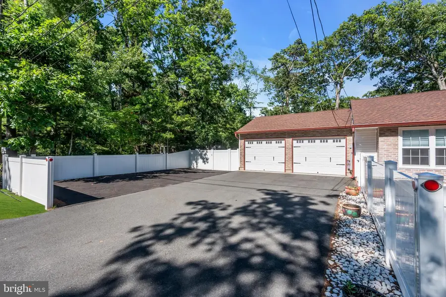 28 Geranium St, Browns Mills, NJ 08015 - #2