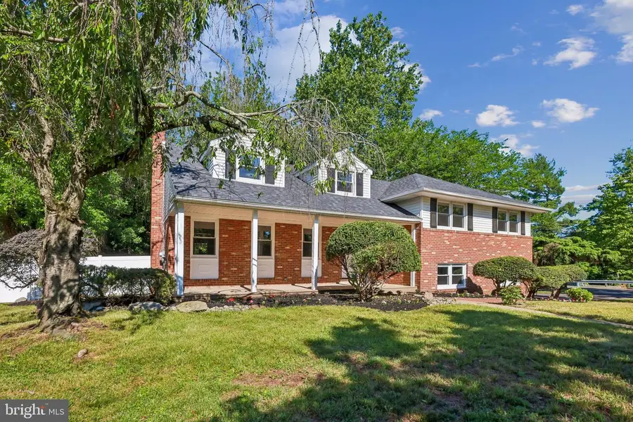 410 Wayne Dr, Cinnaminson, NJ 08077 - #2